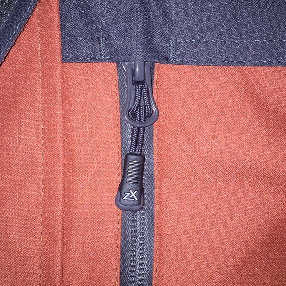 Heavy duty snow jacket - Picture 3 of 10